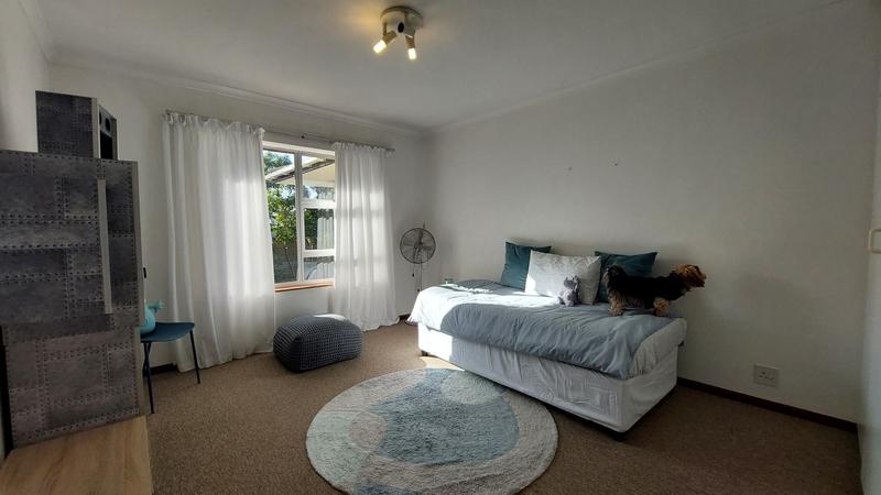 6 Bedroom Property for Sale in Door De Kraal Western Cape